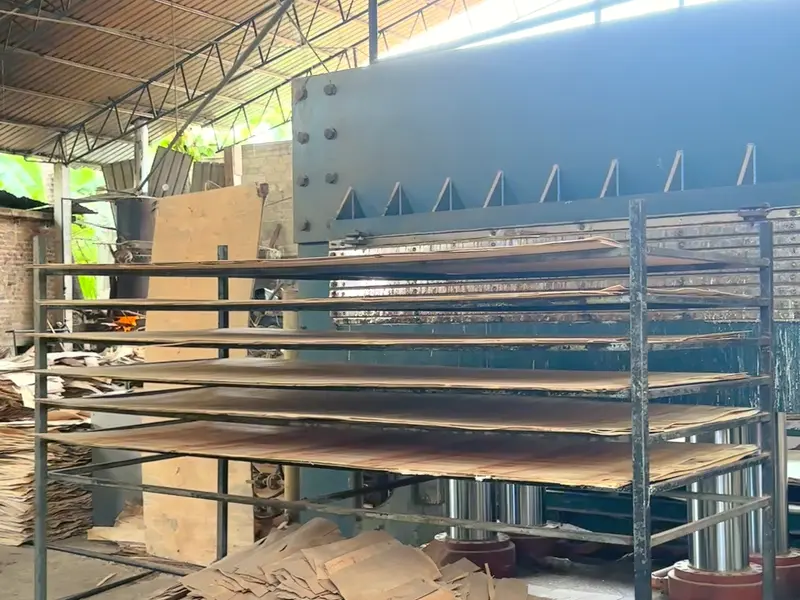 Inside the Chalaka factory hall